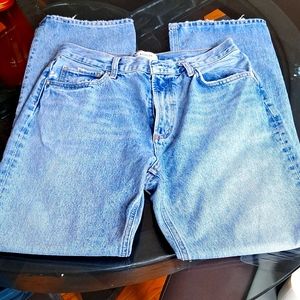 AGOLDE JEANS SIZE 29 Needs button!
